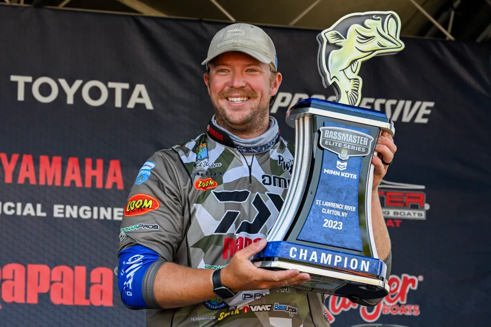 Yamaha Pro Angler Patrick Walters Breaks Record, Wins Bassmaster® Elite